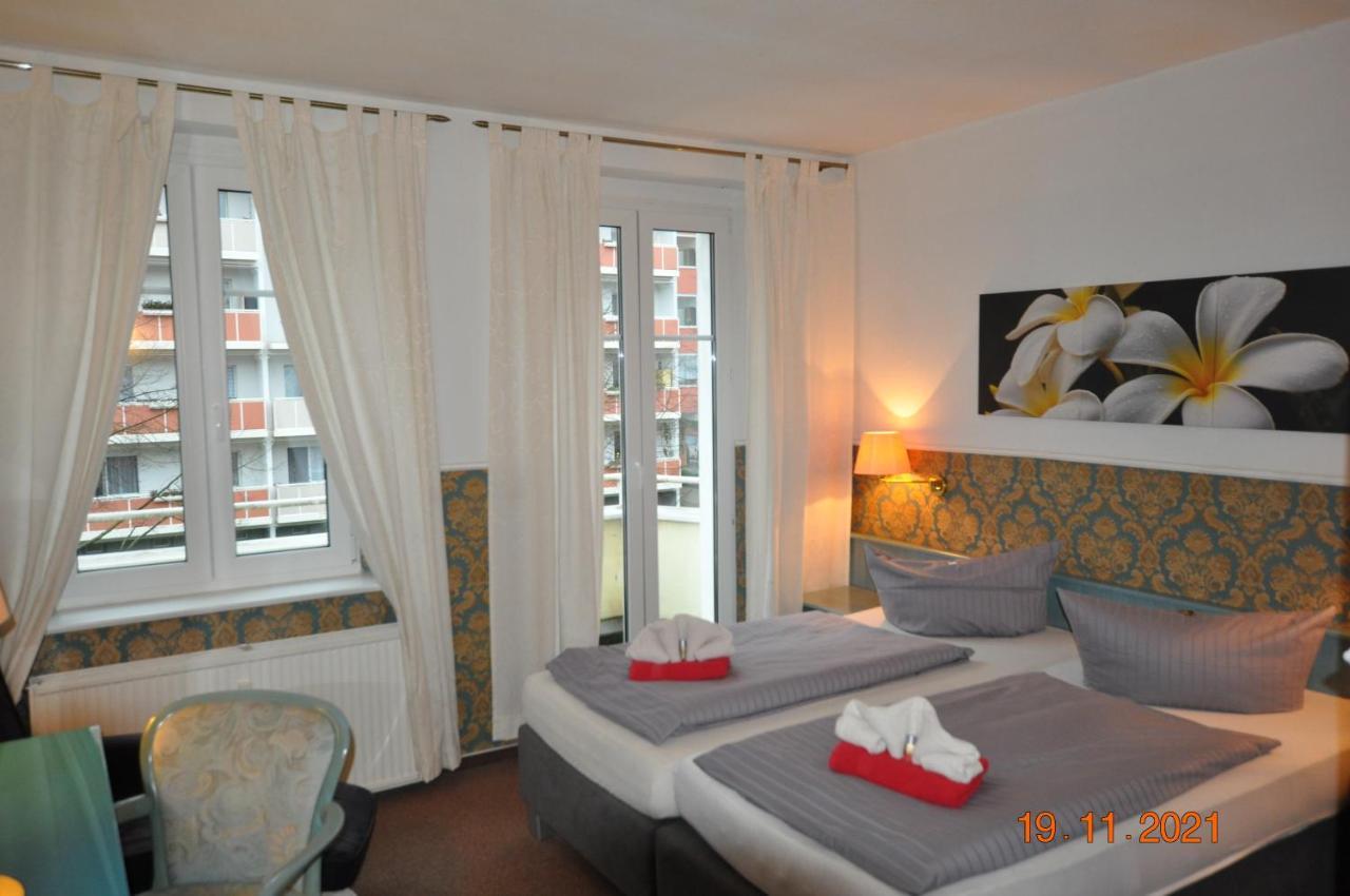 Parkhotel Schwedt Ngoại thất bức ảnh