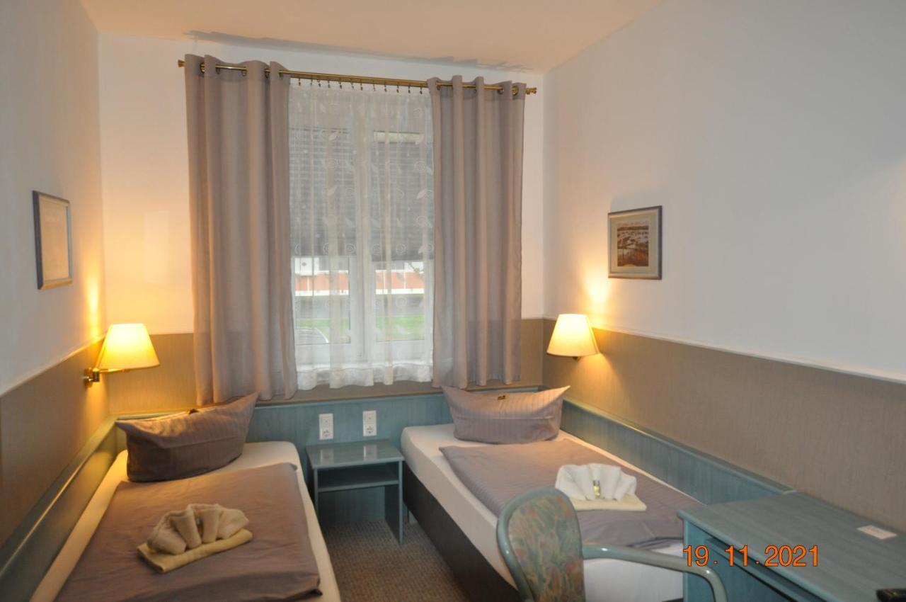 Parkhotel Schwedt Ngoại thất bức ảnh